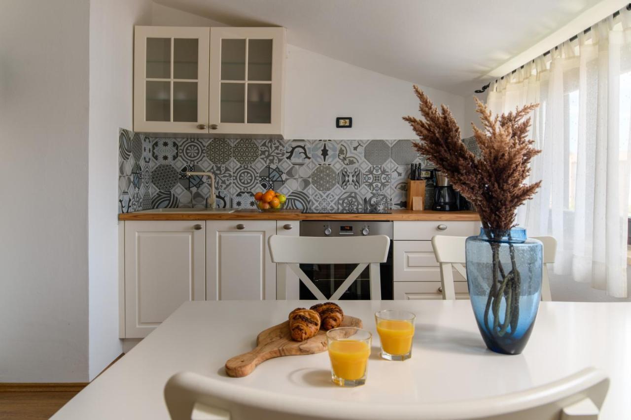 Apartments Perkovic Фажана Екстер'єр фото